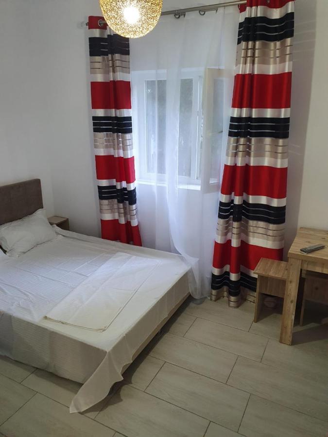 Zapp House Hotel Costinesti Exterior photo