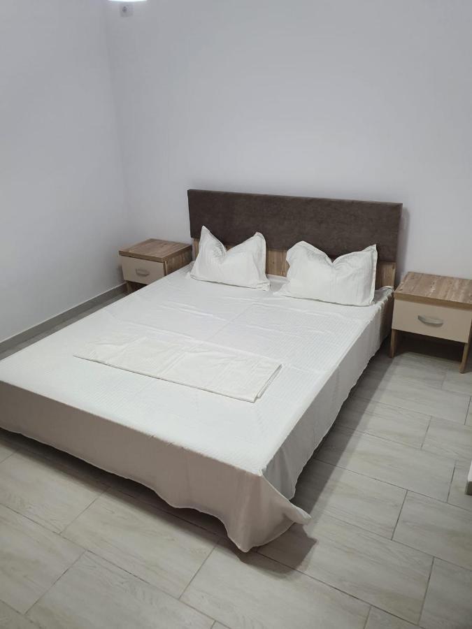 Zapp House Hotel Costinesti Exterior photo